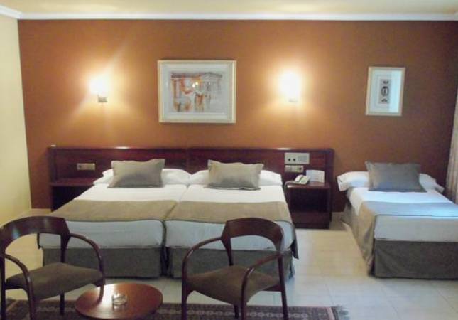 Románticas habitaciones en Imperial Atiram Hotel. Disfruta  nuestra oferta en Sant Julia de L�ria